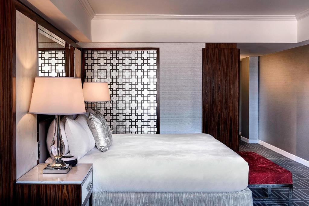 JW Marriott San Francisco Union Square - Kingsize -Bett Mit Blick Auf Die Stadt