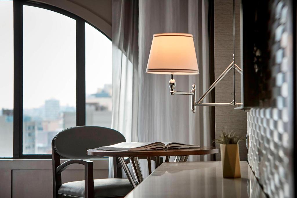 JW Marriott San Francisco Union Square - Executive King Room