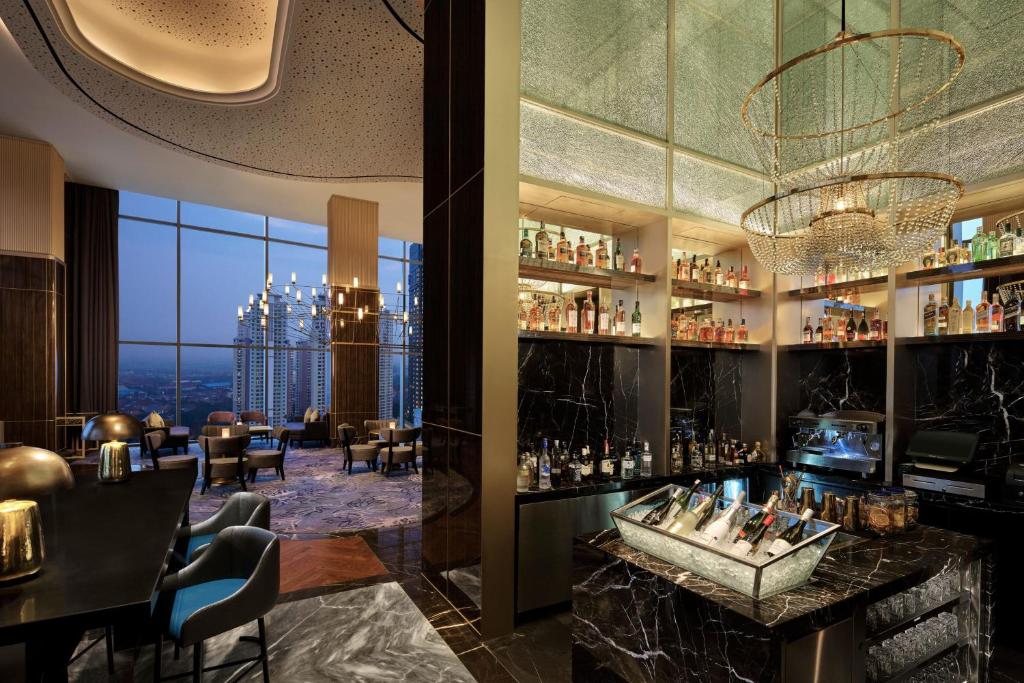 The Westin Surabaya, Dezember 2020