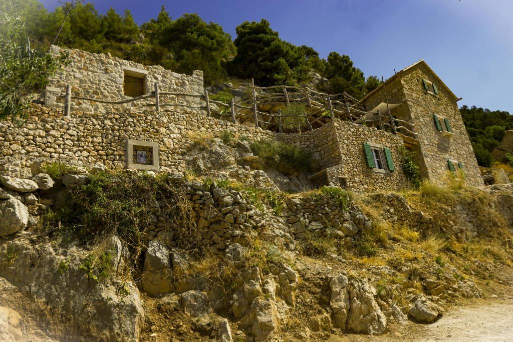 Gallery image of Traditional island Murvica house in Bol