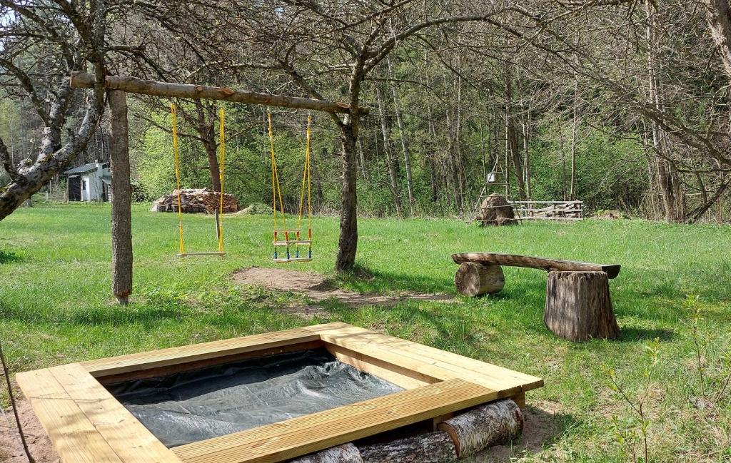 Vonkajšia záhrada v ubytovaní Na Skraju Szlaków