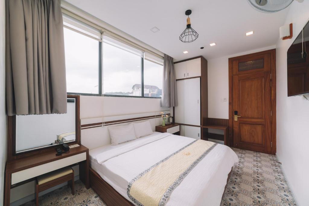 TV/trung tâm giải trí tại Hạ Na Hotel Đà Lạt