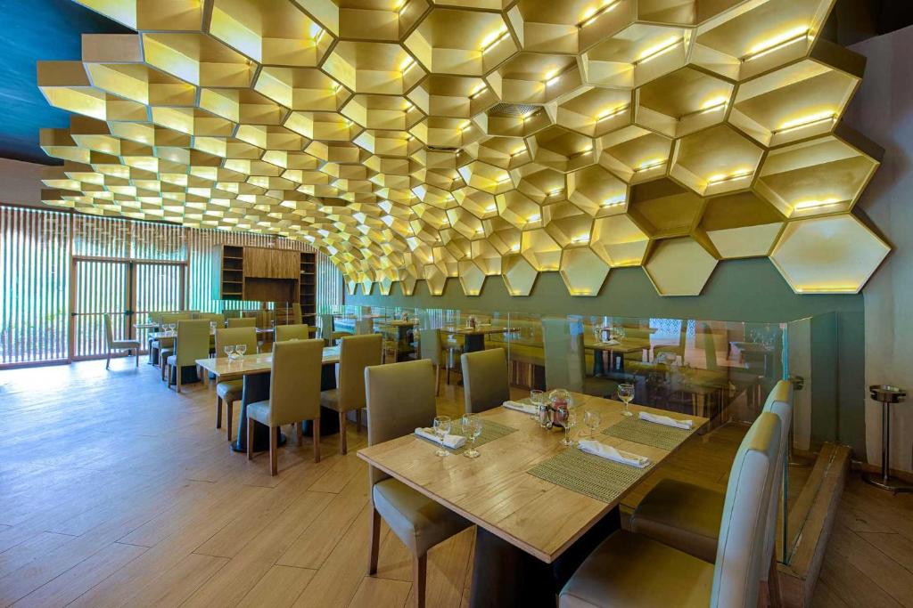 Restaurace v ubytování Grand Sirenis Punta Cana Resort & Aquagames - All Inclusive