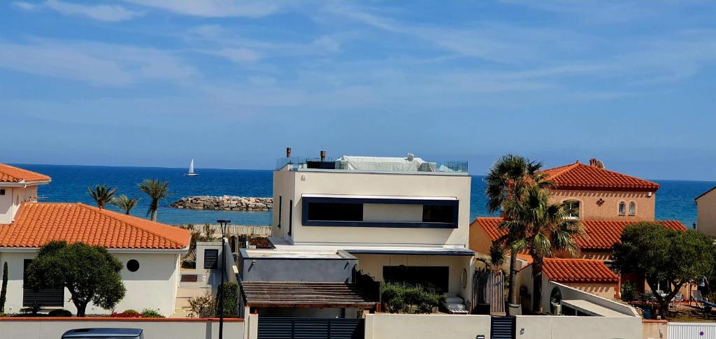 Výhľad na more alebo výhľad na more priamo z apartmánu
