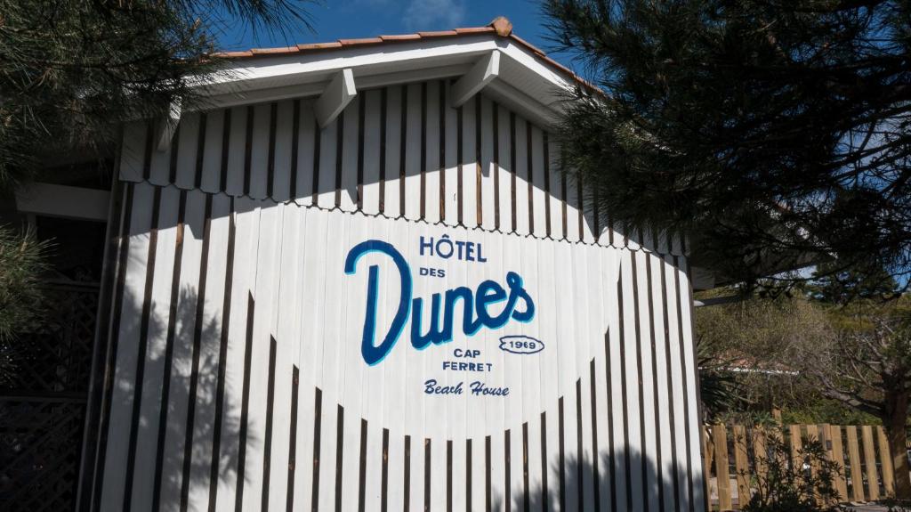 Certifikát, hodnocení, plakát nebo jiný dokument vystavený v ubytování Hotel des Dunes