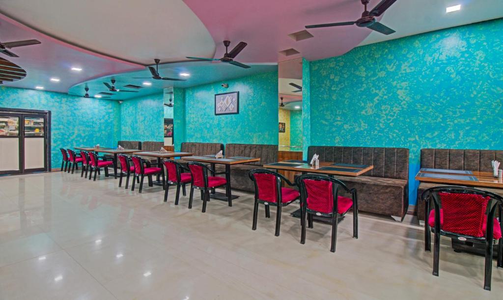 Restaurace v ubytování Treebo Royal, Chandrapur