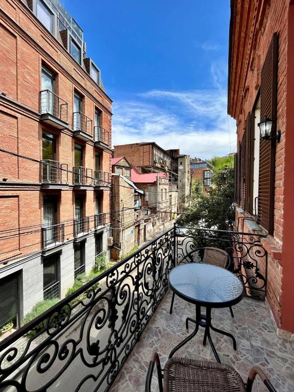 Balkón nebo terasa v ubytování Tamarisi Old Tbilisi