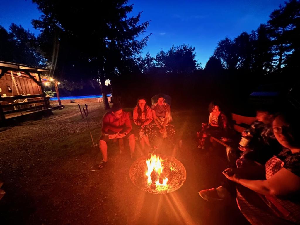 Hostia v ubytovaní Kocanówka - osada artystyczna