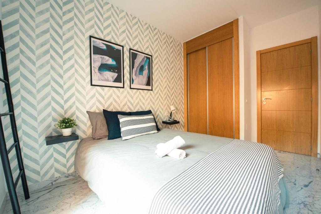 Posteľ alebo postele v izbe v ubytovaní Nordik Rooms Village - Chilches "Taby"