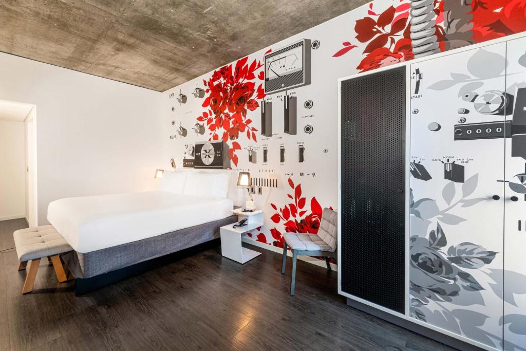 Hotel Vance, Portland, a Tribute Portfolio Hotel photo