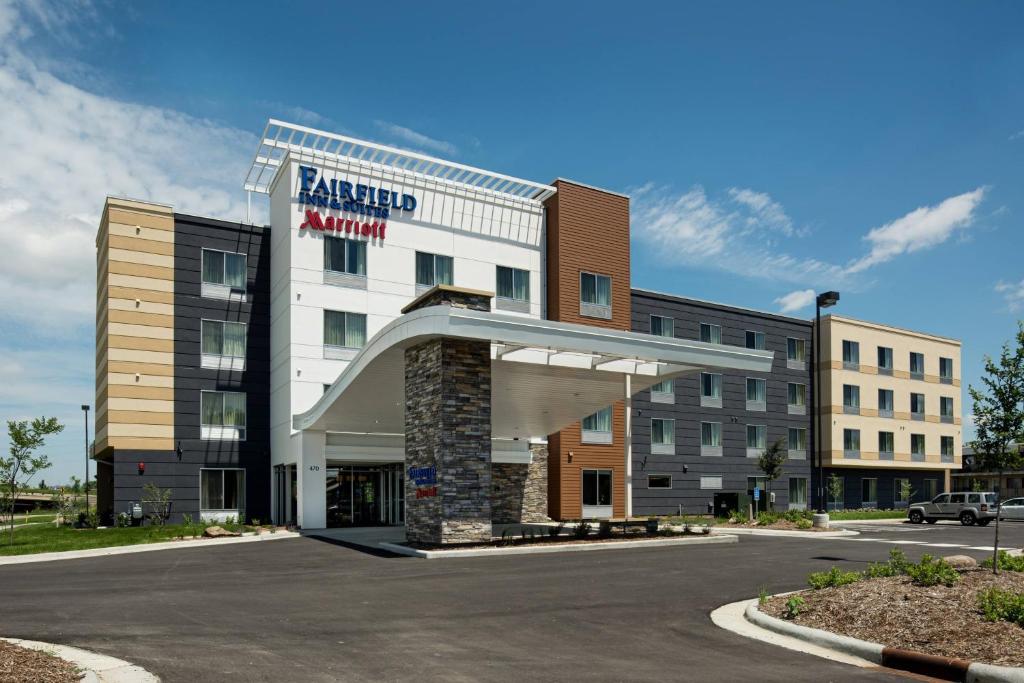 a rendering of a hotel with a parking lot at Fairfield Inn & Suites by Marriott Rochester Mayo Clinic Area/Saint Marys in Rochester