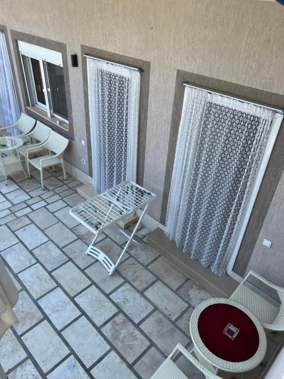 Fotografie z fotogalerie ubytování Villa Roel 2 -apartments near the beach Vlore v destinaci Vlorë