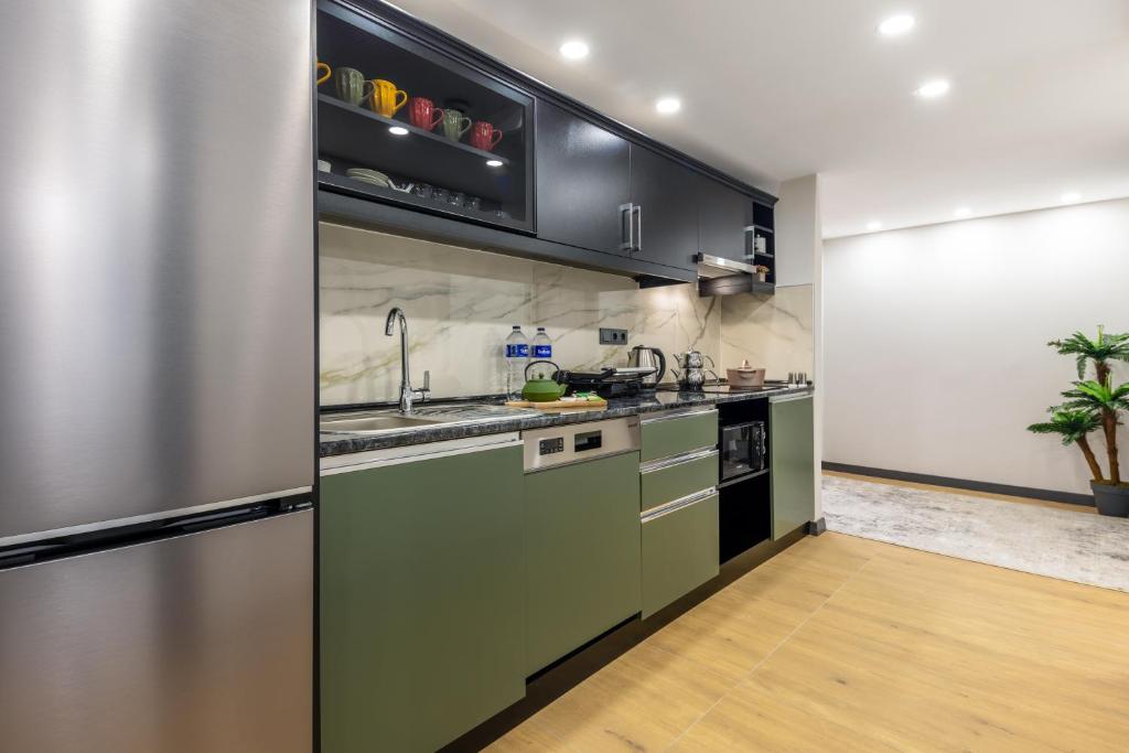 BayMari Suites City Life - Deluxe Family Three-Bedroom Apartment