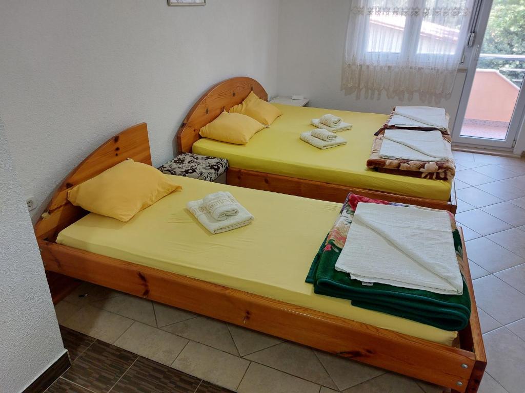 Llit o llits en una habitació de Vila Marija - Teo