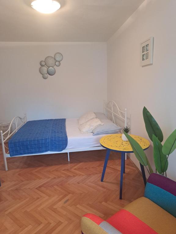 Posteľ alebo postele v izbe v ubytovaní Zadarstay apartment