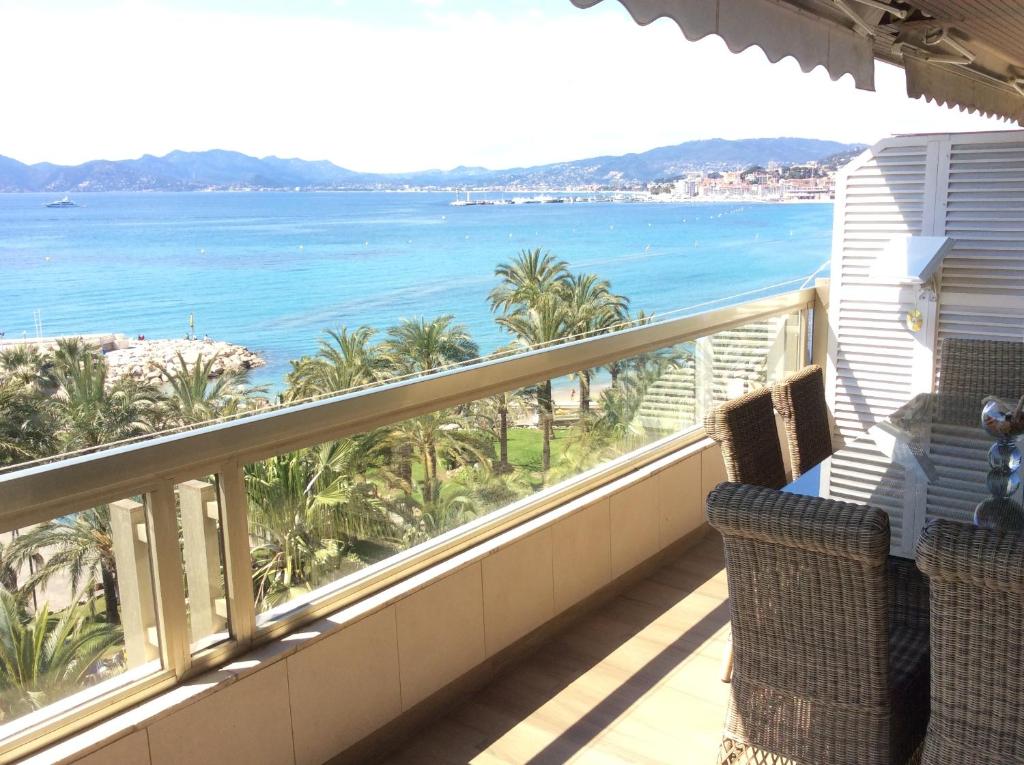 Gallery image of Seaview Apartment La Réale Croisette in Cannes