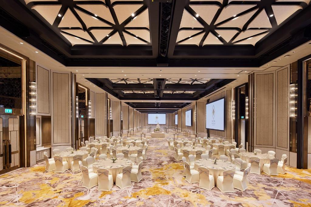 Eastin Grand Hotel Phayathai - 11