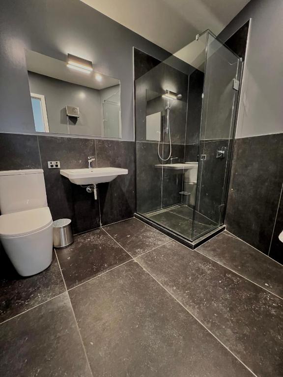 On Top Backpackers - Resim 37