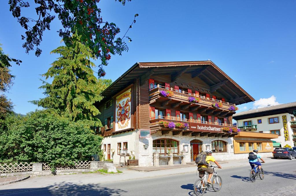 The building in which a szállodákat is located