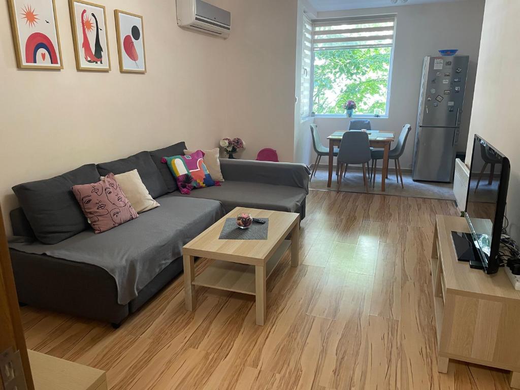 Geri Apartment - Housity