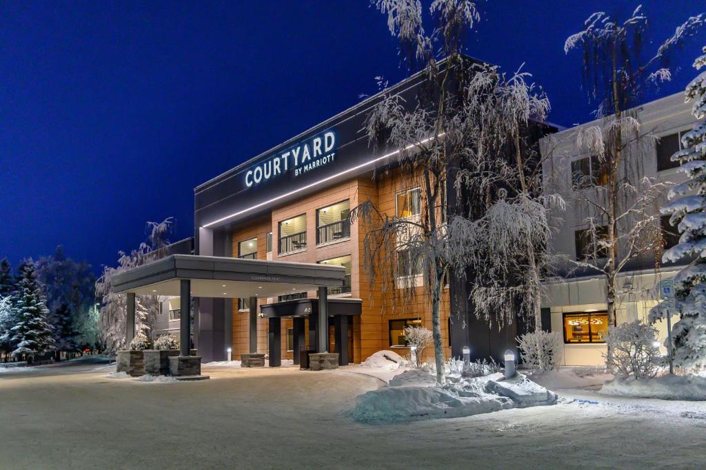 Courtyard by Marriott Anchorage Airport during the winter