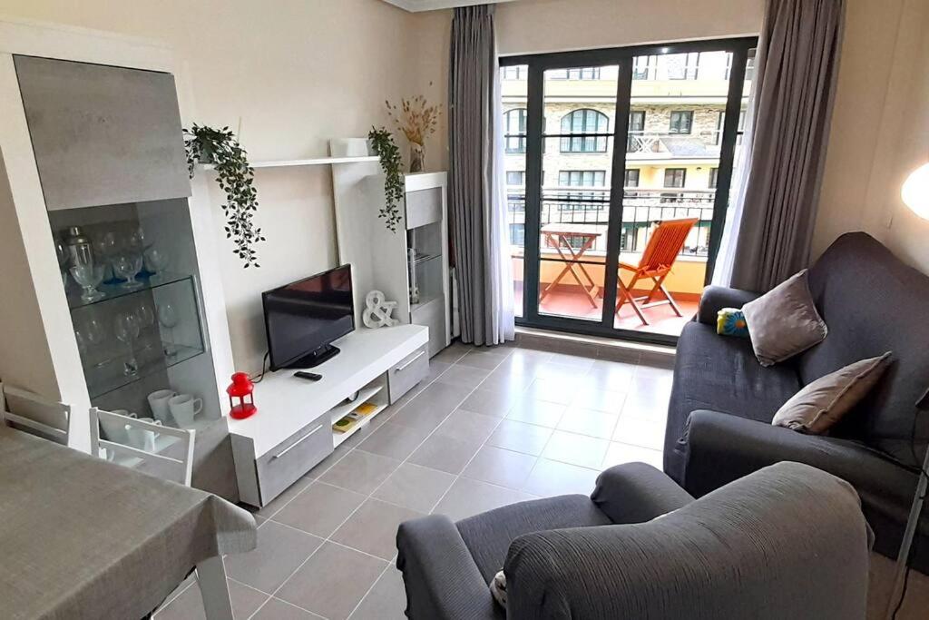 Booking.com: Apartamento PLAYA CATEDRALES CON PISCINA ...