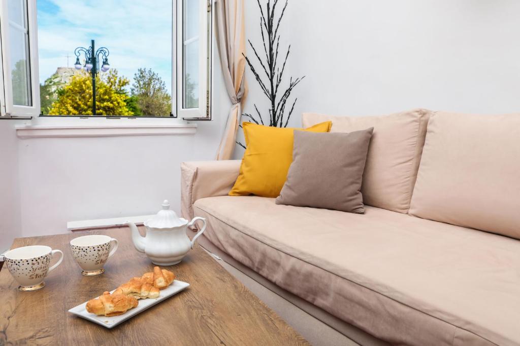 Liston Suites Anastasia - 5