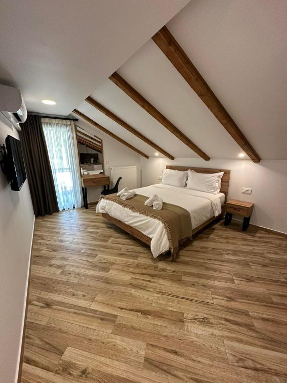 Meteora Sunrise - 16