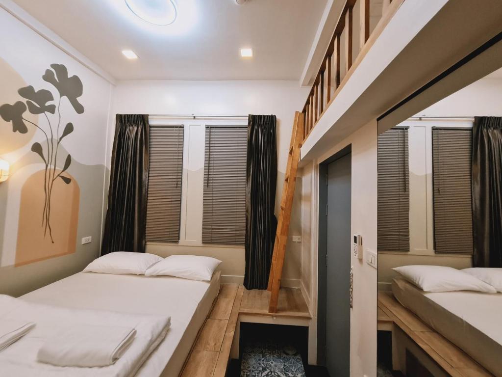 Suraya Bangkok - Resim 37