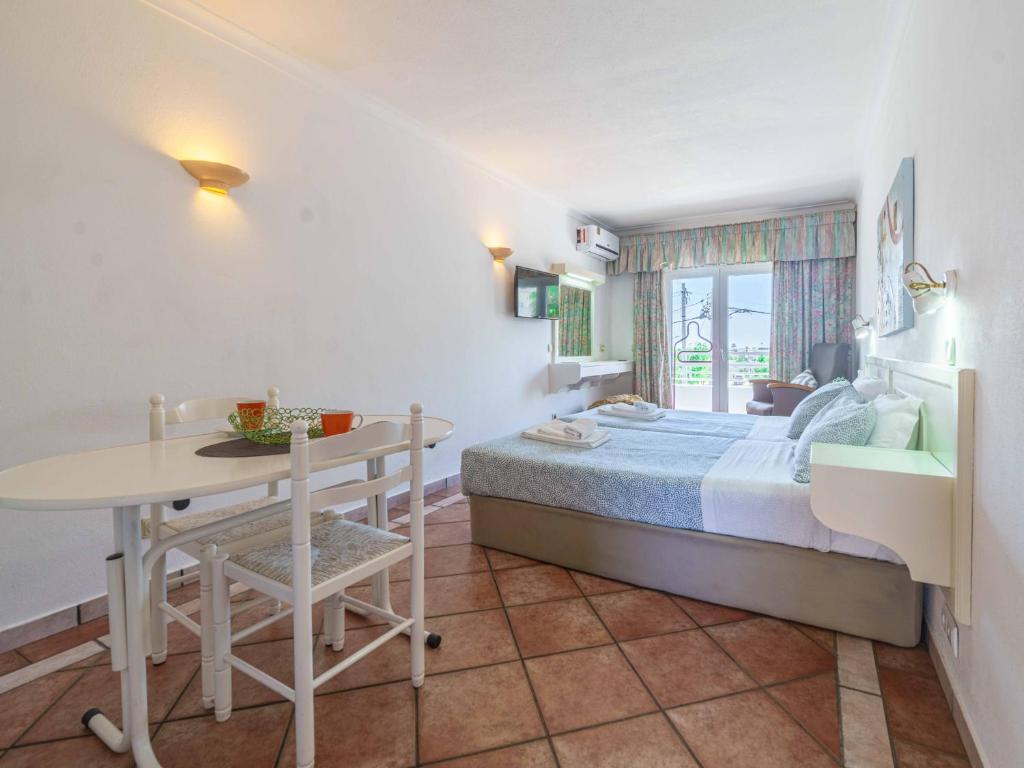 Apartamentos Solar do Sol - 3