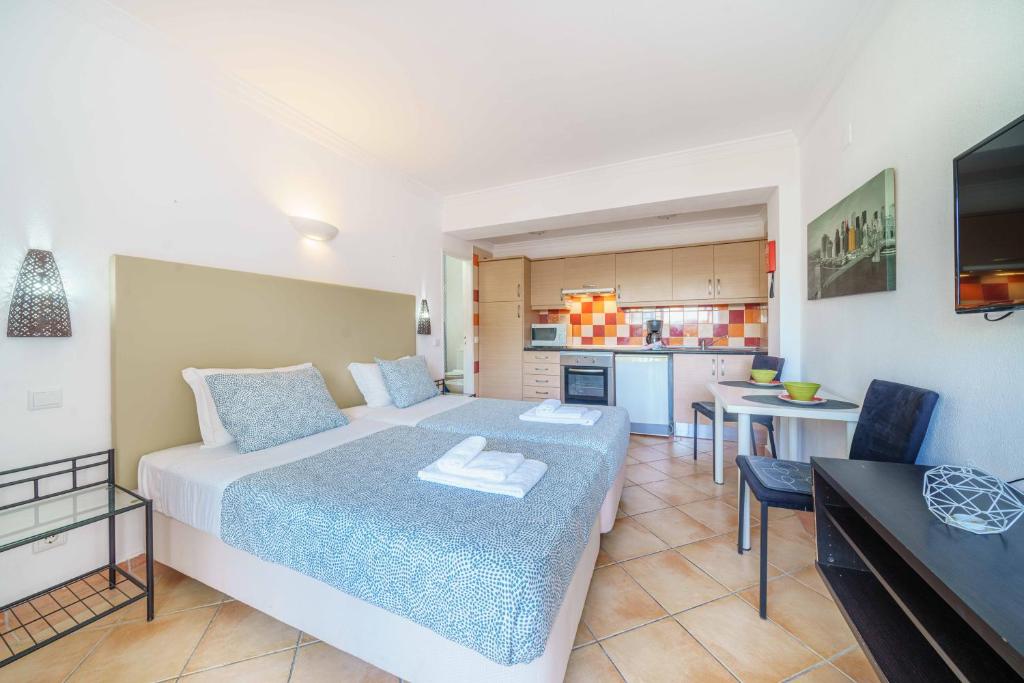 Apartamentos Solar do Sol - 11