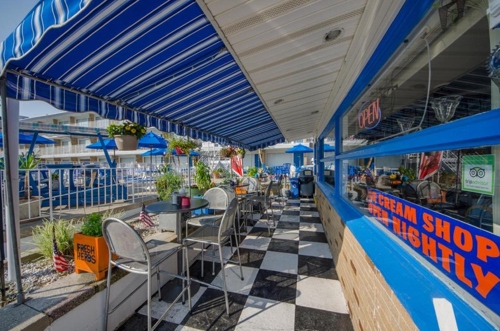 Restaurace v ubytování Tangiers Resort Motel