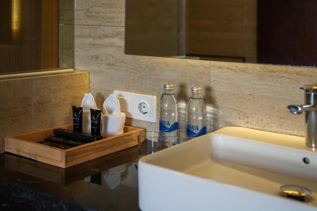 The Claremont Luxury Villas - 18