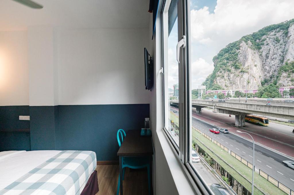 Nespecifikovaný výhled na hory nebo výhled na hory při pohledu z hotelu