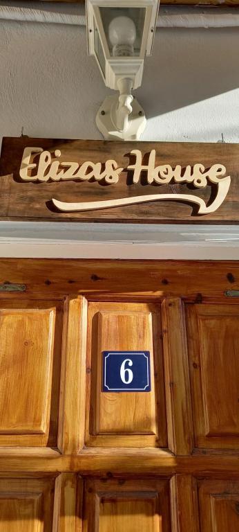 Certyfikat, podpis lub inny dokument wystawiony w obiekcie Elizas house