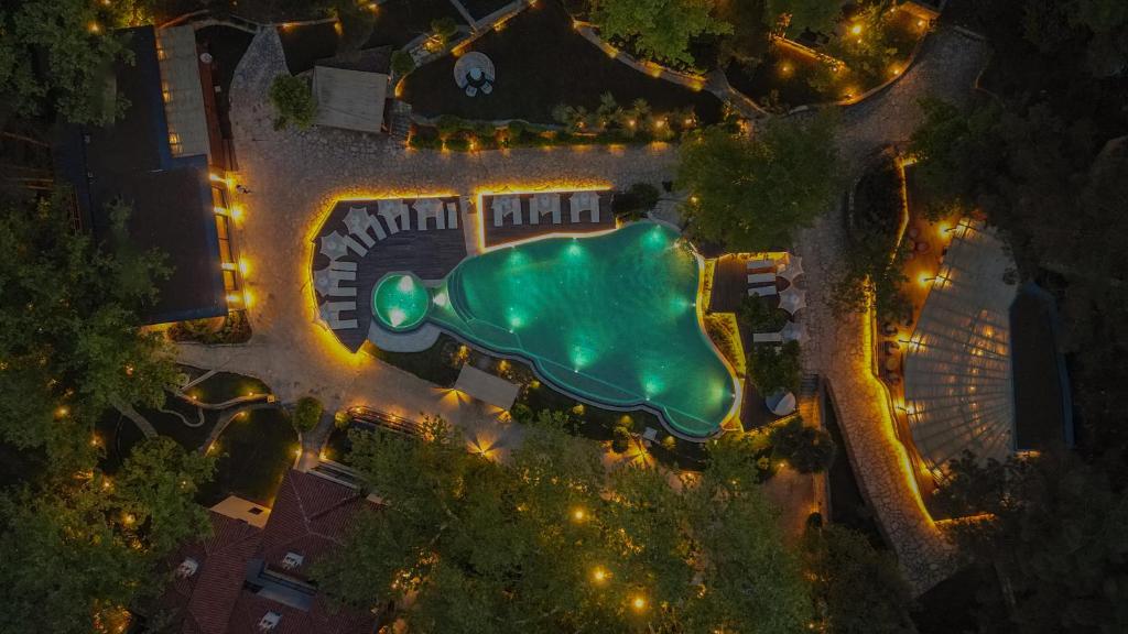 Bazén v ubytování Nuup Hotel nebo v jeho okolí