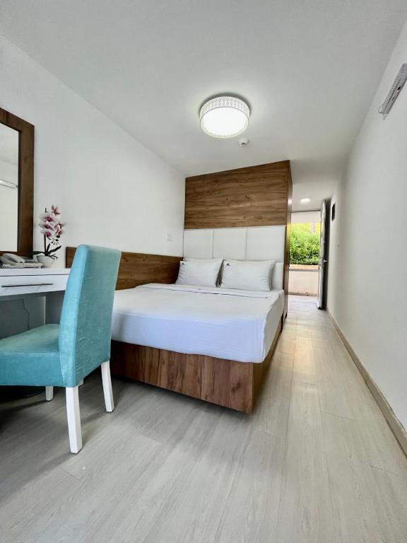 Postel nebo postele na pokoji v ubytování Hotel Villa Garden Ulcinj-Ulqin