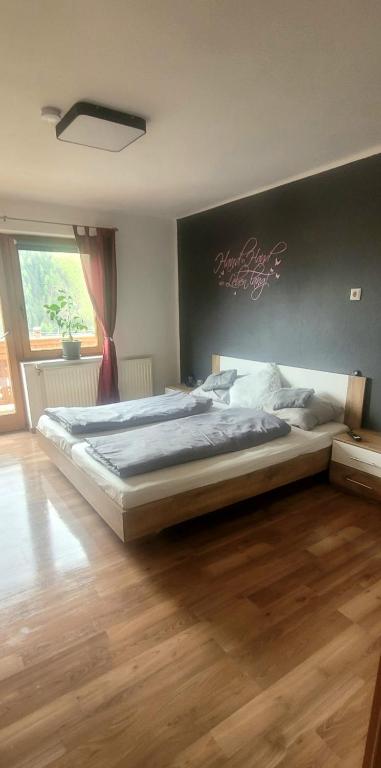 Postel nebo postele na pokoji v ubytování Ferienwohnung Biohof Untermar