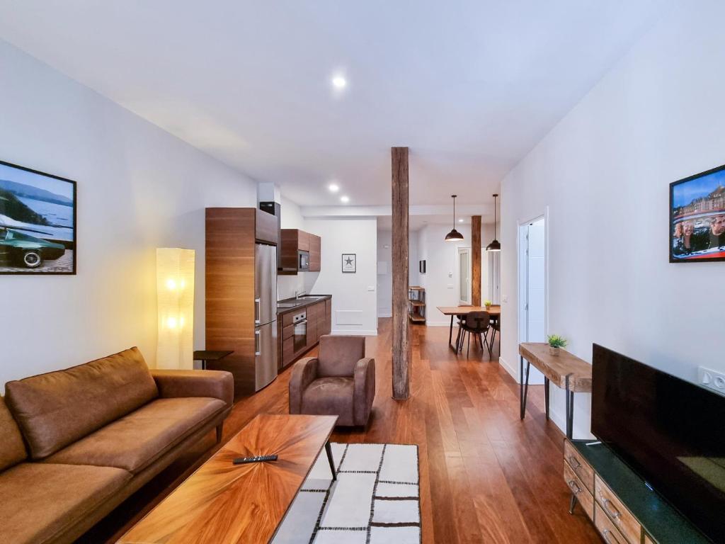 Televízia a/alebo spoločenská miestnosť v ubytovaní San Bartolome Bay - Iberorent Apartments