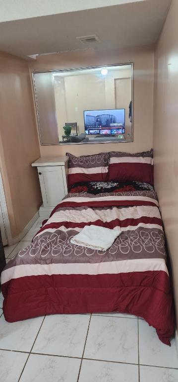 Postel nebo postele na pokoji v ubytování Cozy private room