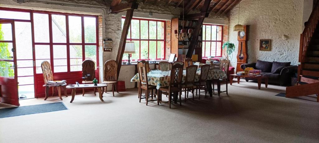 Posedenie v ubytovaní La Mez a Nine chambres d'hôtes