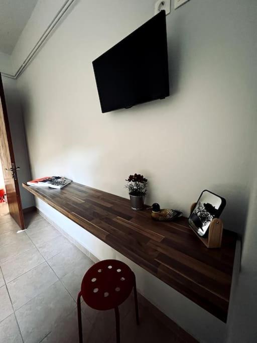 TV a/nebo společenská místnost v ubytování Olympus and Sea View Apartment