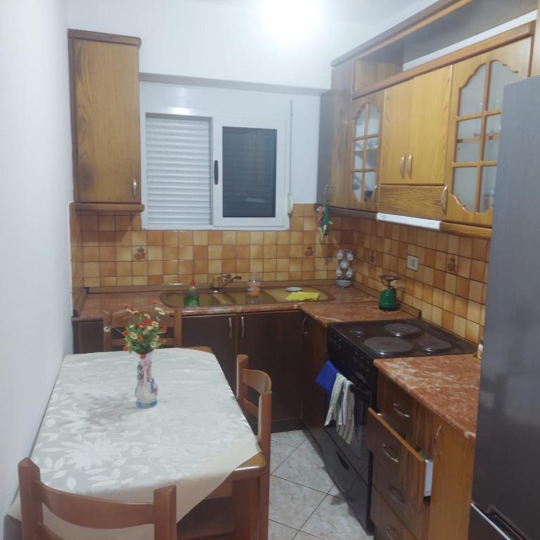 Klodian Apartment - Image 4