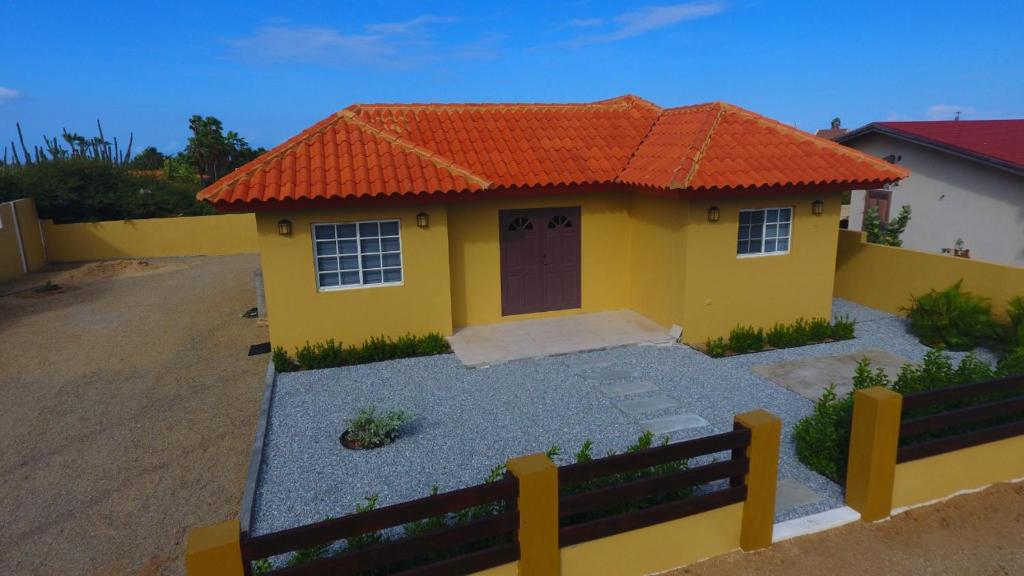Holiday home Aruba Roncado Cheerful 3 bedroom home in Paradera, Aruba