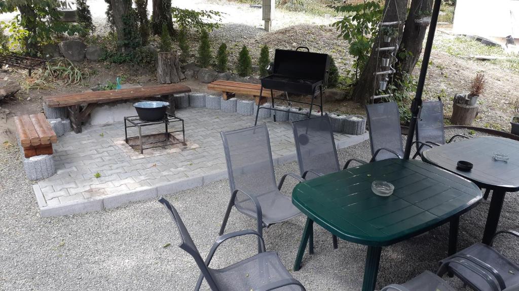Patio nebo venkovní prostory v ubytování Chata Iva Šírava
