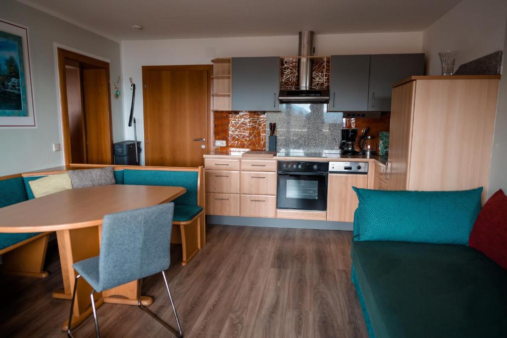 Cucina o angolo cottura di Urlaub für Mensch und Tier - Appartements Pirkhof