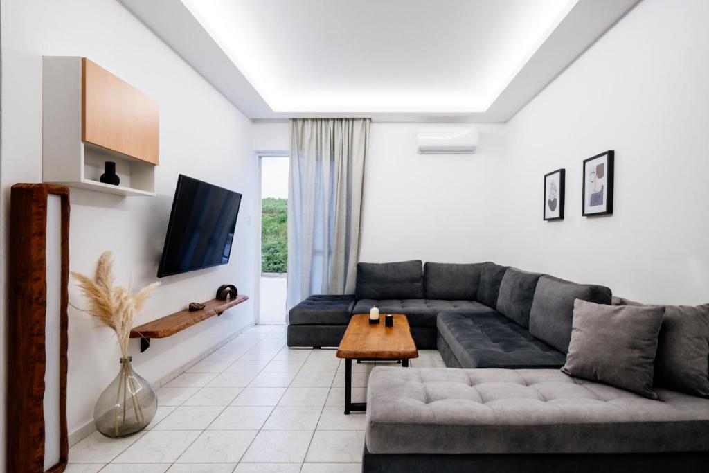 Gallery image of Joseph Seaside Apartment in Heraklio Town