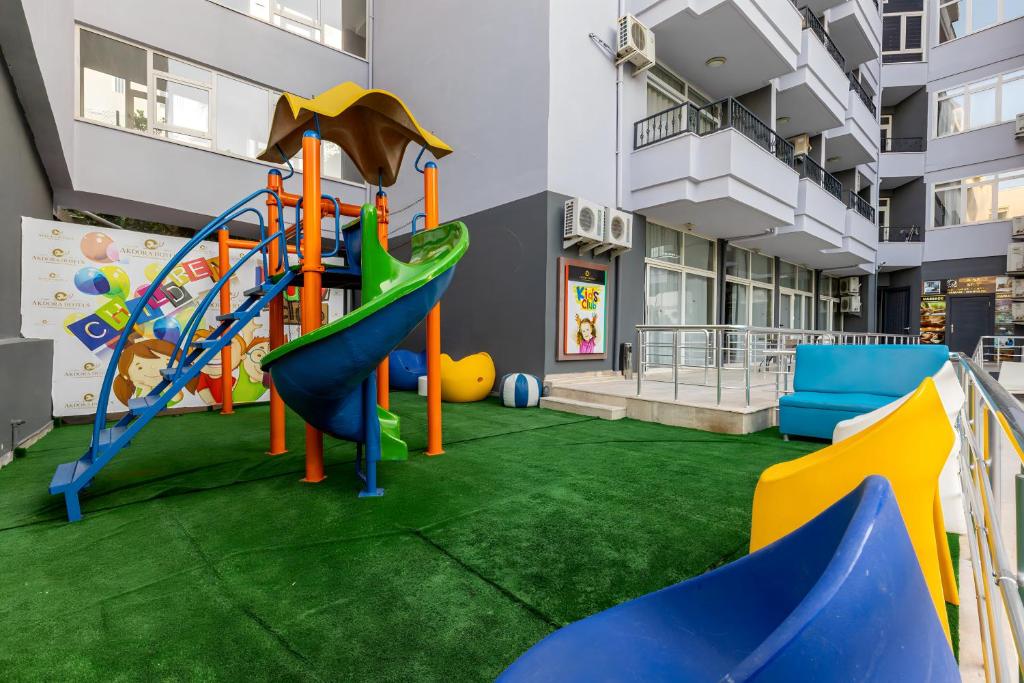 Herní místnost nebo prostor pro děti v ubytování Akdora Elite Hotel & Spa