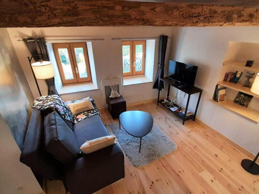 Spécial Couple - Gîte 3 étoiles en Auvergne - Gorges Allier 43 - Housity