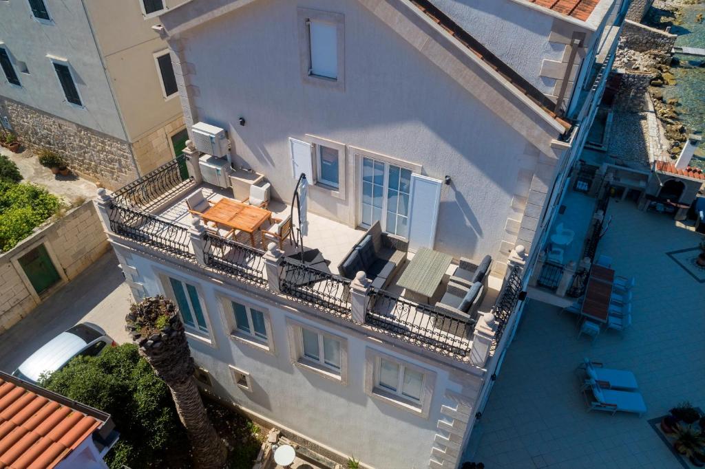 Budova, kde se apartmán nachází